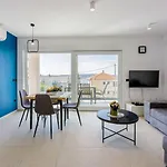 Beeindruckendes Nur 500 Meter Zum Mit Meerblick, Sauna, Gym, Pool