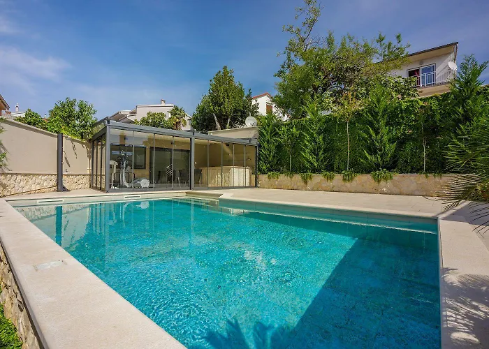 Apartmán Beeindruckendes Nur 500 Meter Zum Mit Meerblick, Sauna, Gym, Pool