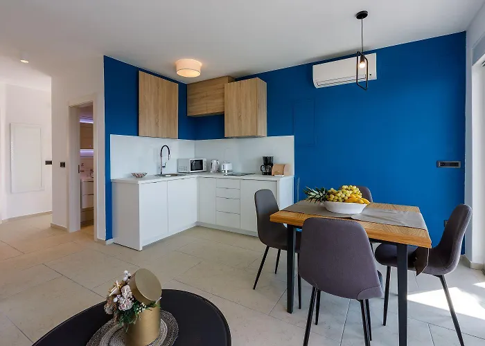 Beeindruckendes Nur 500 Meter Zum Mit Meerblick, Sauna, Gym, Pool Crikvenica