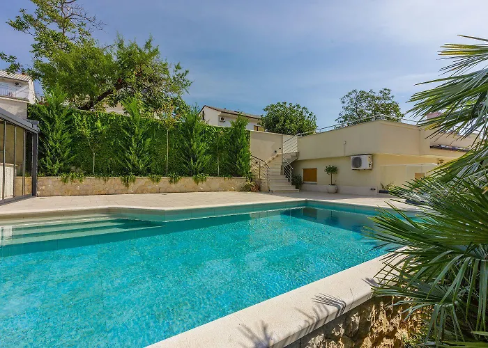 Beeindruckendes Nur 500 Meter Zum Mit Meerblick, Sauna, Gym, Pool *